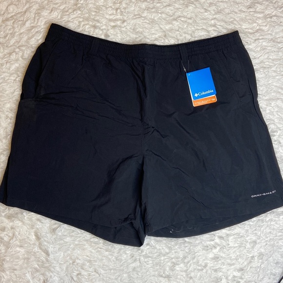 Columbia Black Omni-Shade Backcast III Water Short - Picture 2 of 13